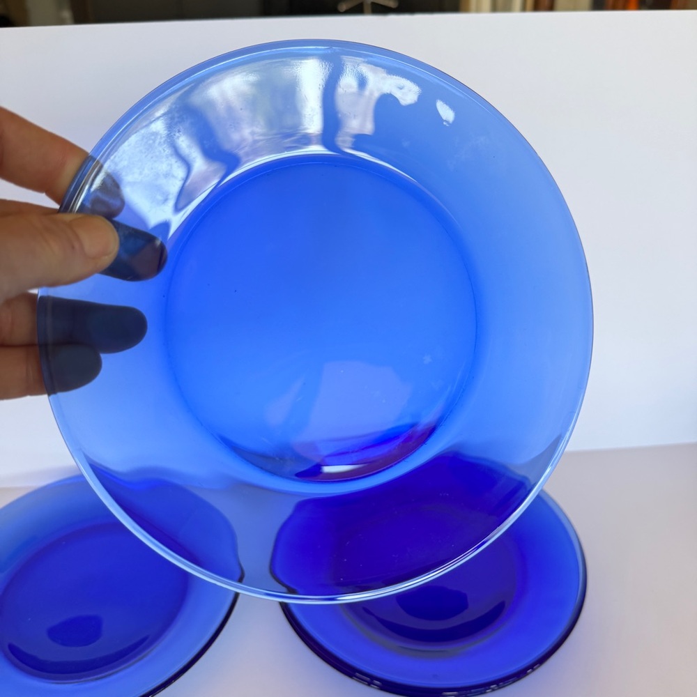 Set of Four Cobalt Blue Plates - Picture 4 of 5
